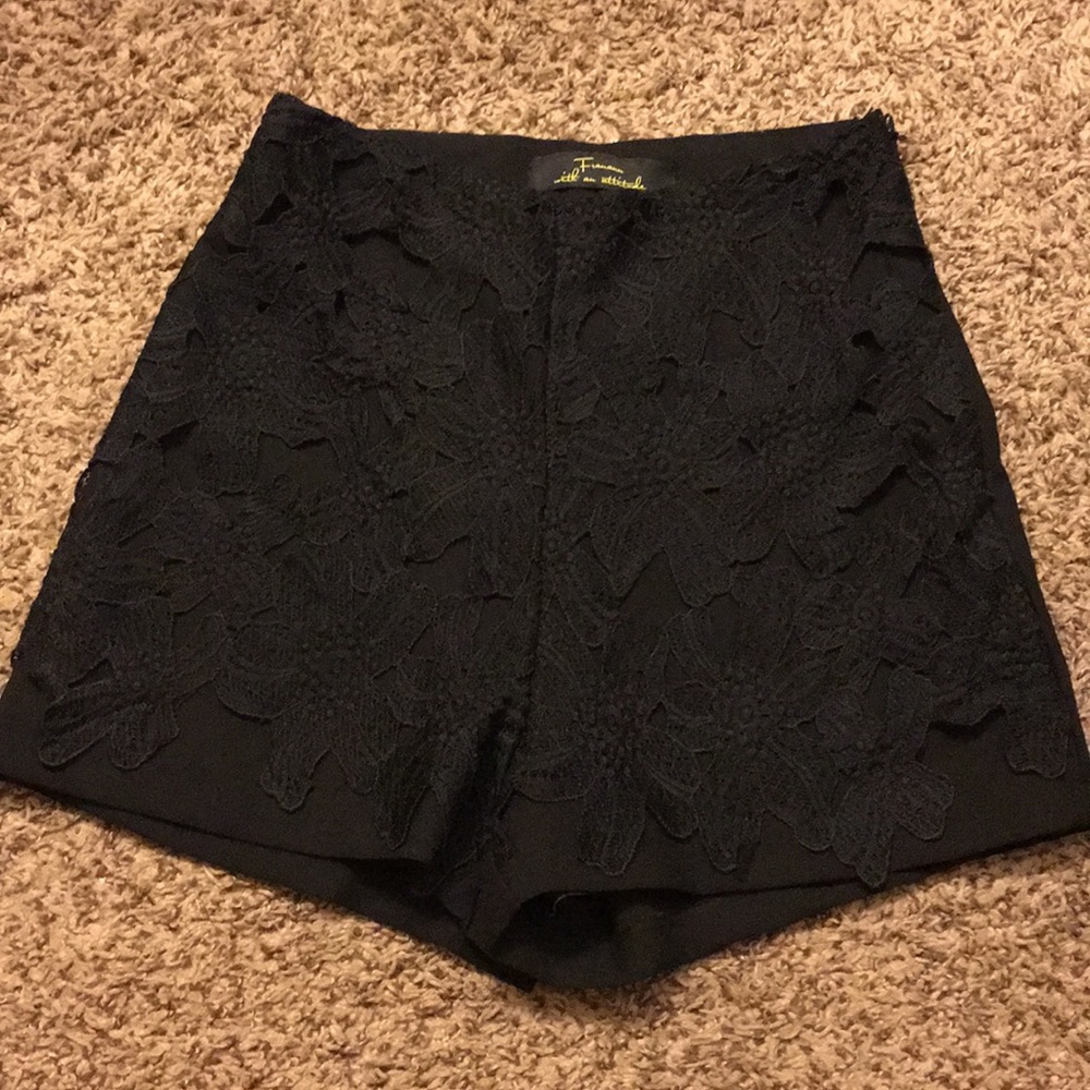 Classy high waisted shorts